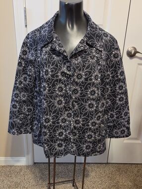 Black & White Floral Dot Button Jacket